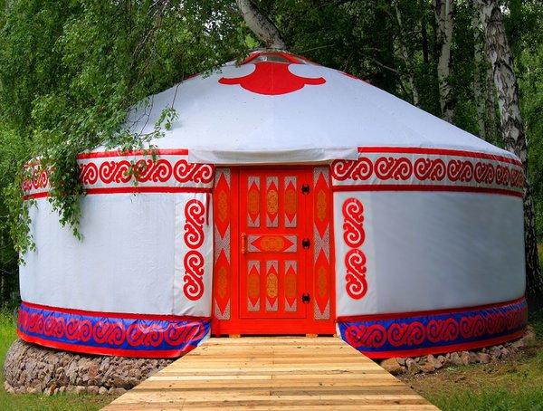 Moderne mongolische Jurte 8m Durchmesser, 50 m2 Ganzjährig